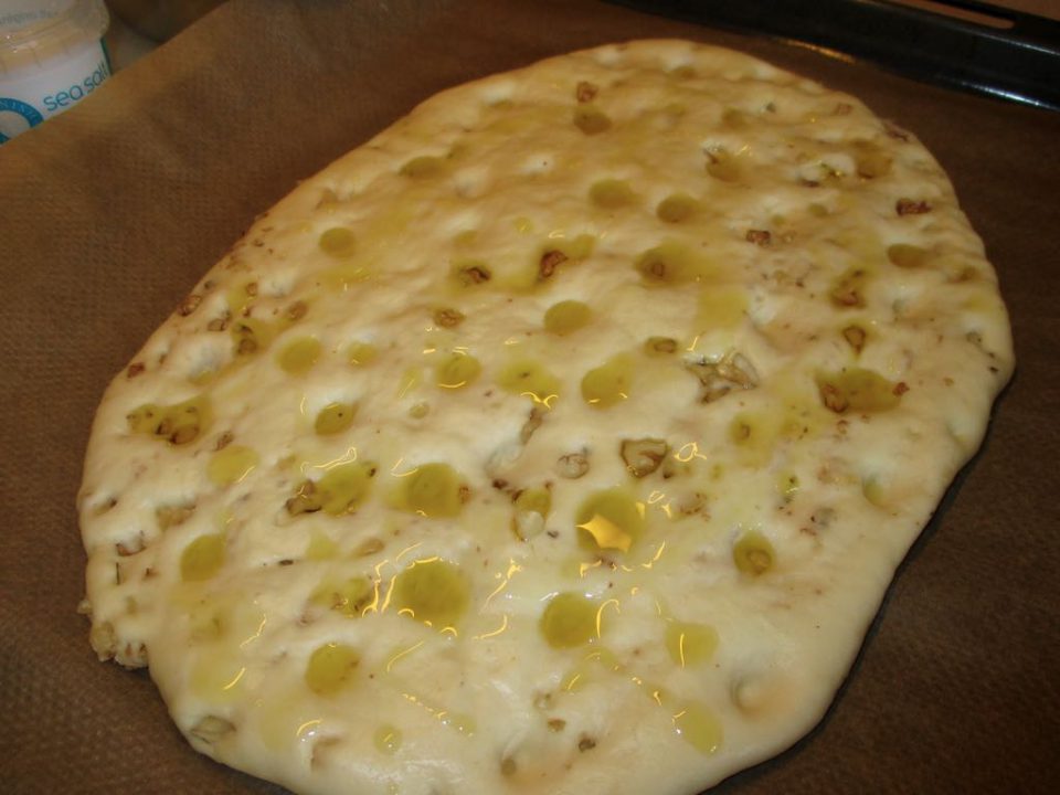 Walnuss-Focaccia – Ichzeigdirwiemanskocht