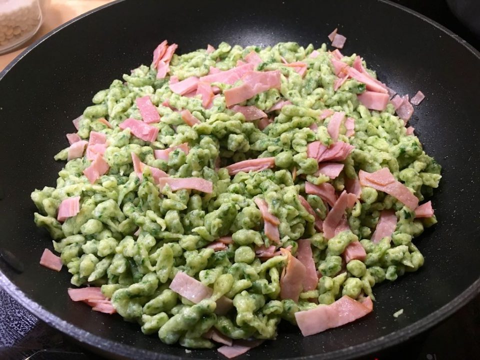 Spinatspätzle mit Gorgonzolasauce – Ichzeigdirwiemanskocht