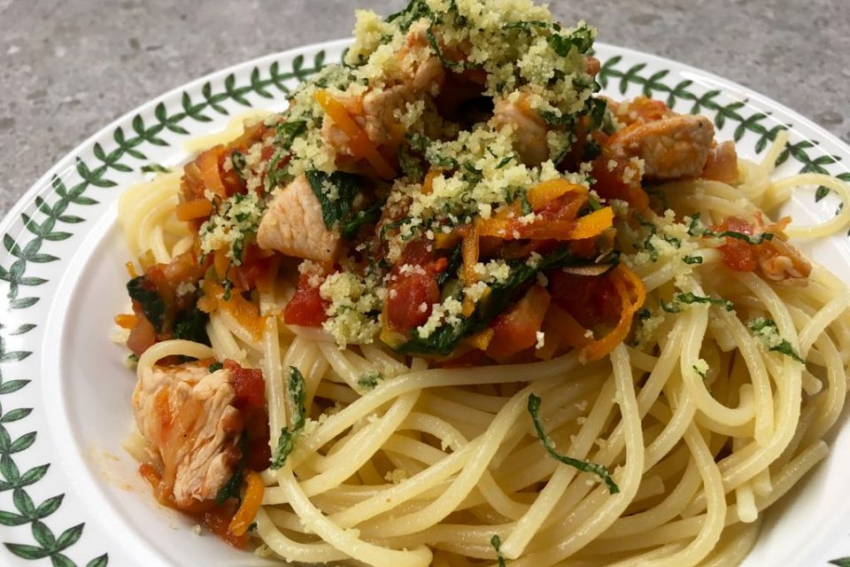 Spaghetti mit Putenbrust und Spinat – Ichzeigdirwiemanskocht